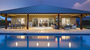SPARKLING WATERS Sparkling 4BR Ainamalu Private Home with Heated Pool